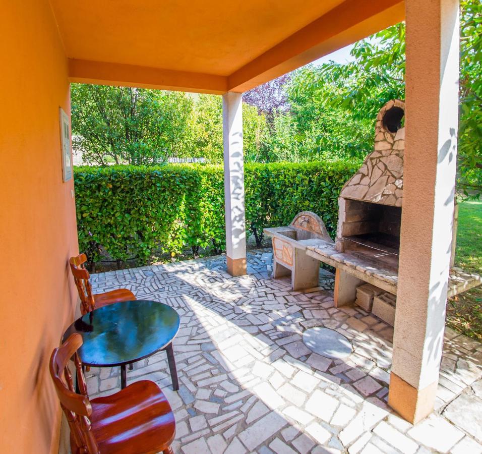 Holiday Home Narona Mostar Exterior photo