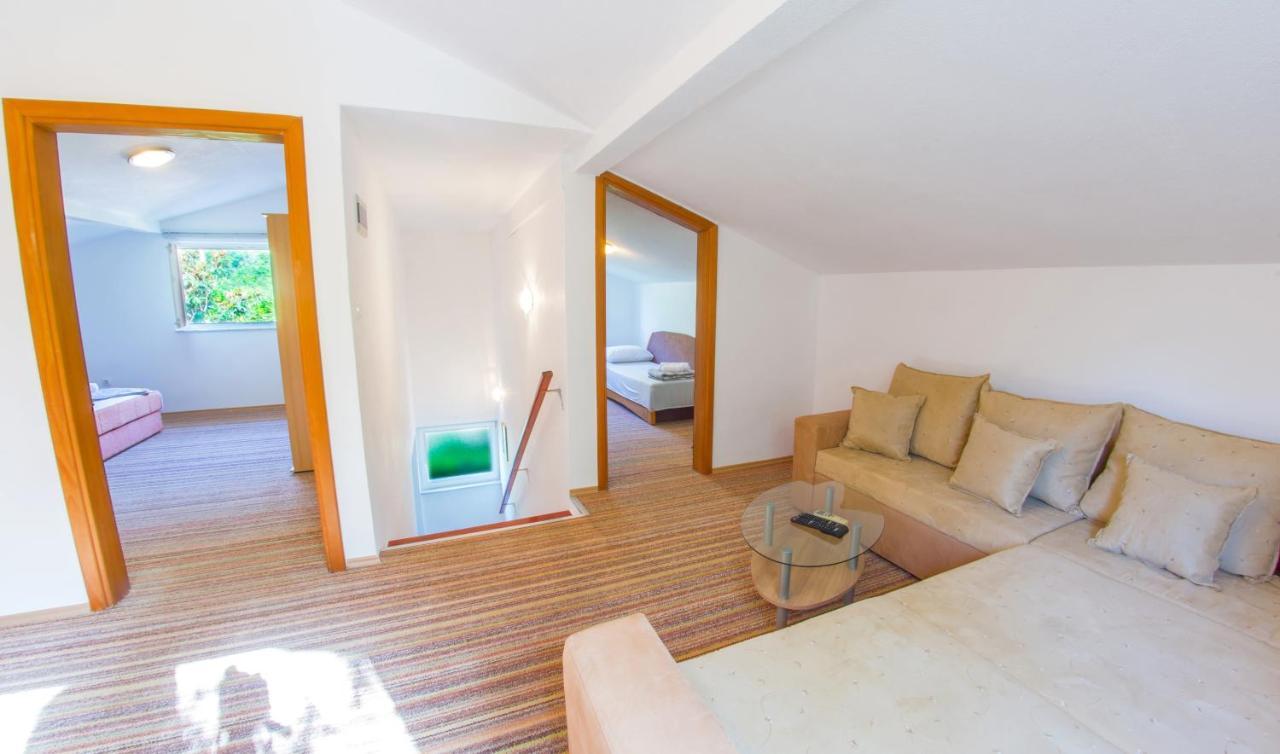Holiday Home Narona Mostar Exterior photo