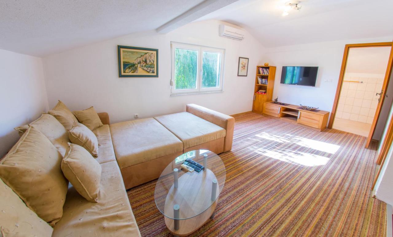 Holiday Home Narona Mostar Exterior photo