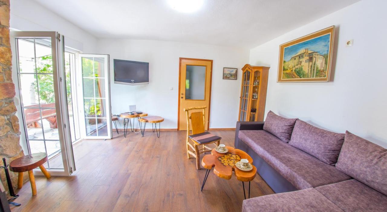 Holiday Home Narona Mostar Exterior photo